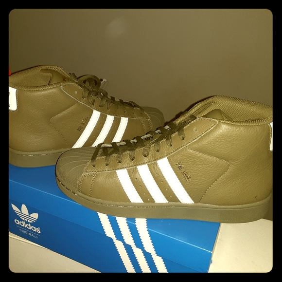 classic shell toe adidas